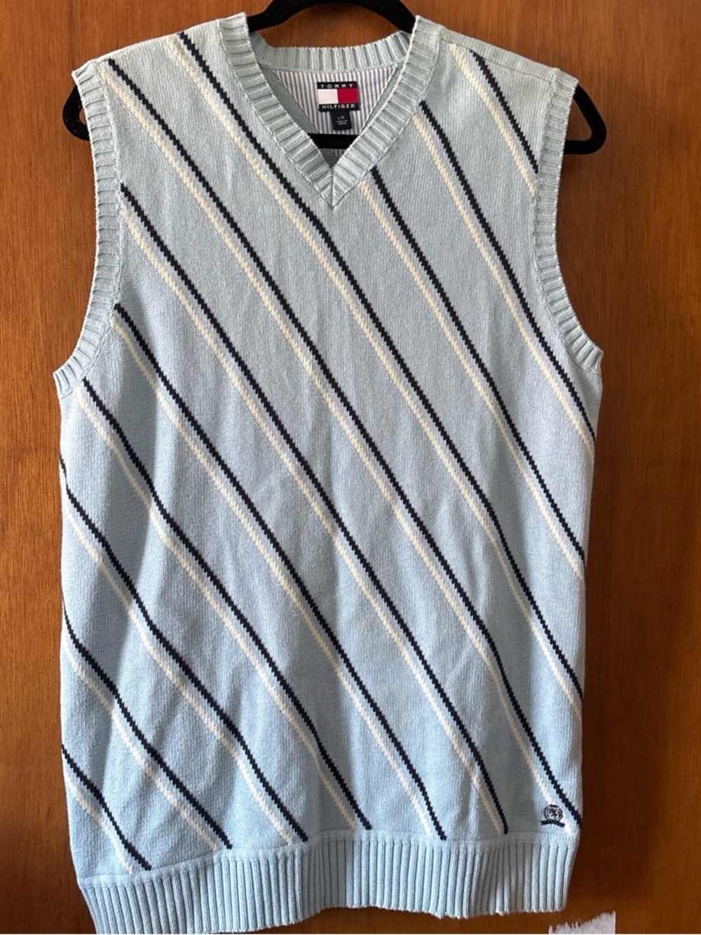 Y2K Men’s Tommy Hilfiger Light Blue Diagonal Stripe V-Neck Sweater Vest